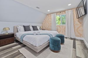 Alquiler Vacacional - Luxury 9 Bedroom Retreat - Heated Pool & Hot Tub