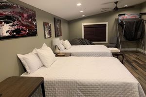 Alquiler Vacacional - Outdoor Oasis and Pickleball Paradise: Fishing, Paddle-boarding, Swimming