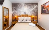 Mala Vecindad Beer Hotel