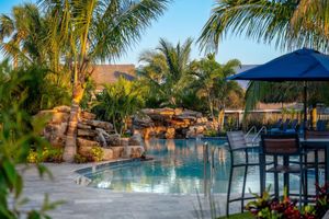 Alojamiento - Tropical Beach Resorts