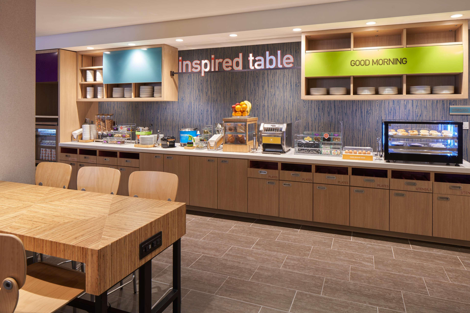 Restaurant Home2 Suites by Hilton Ft. Lauderdale Downtown, FL