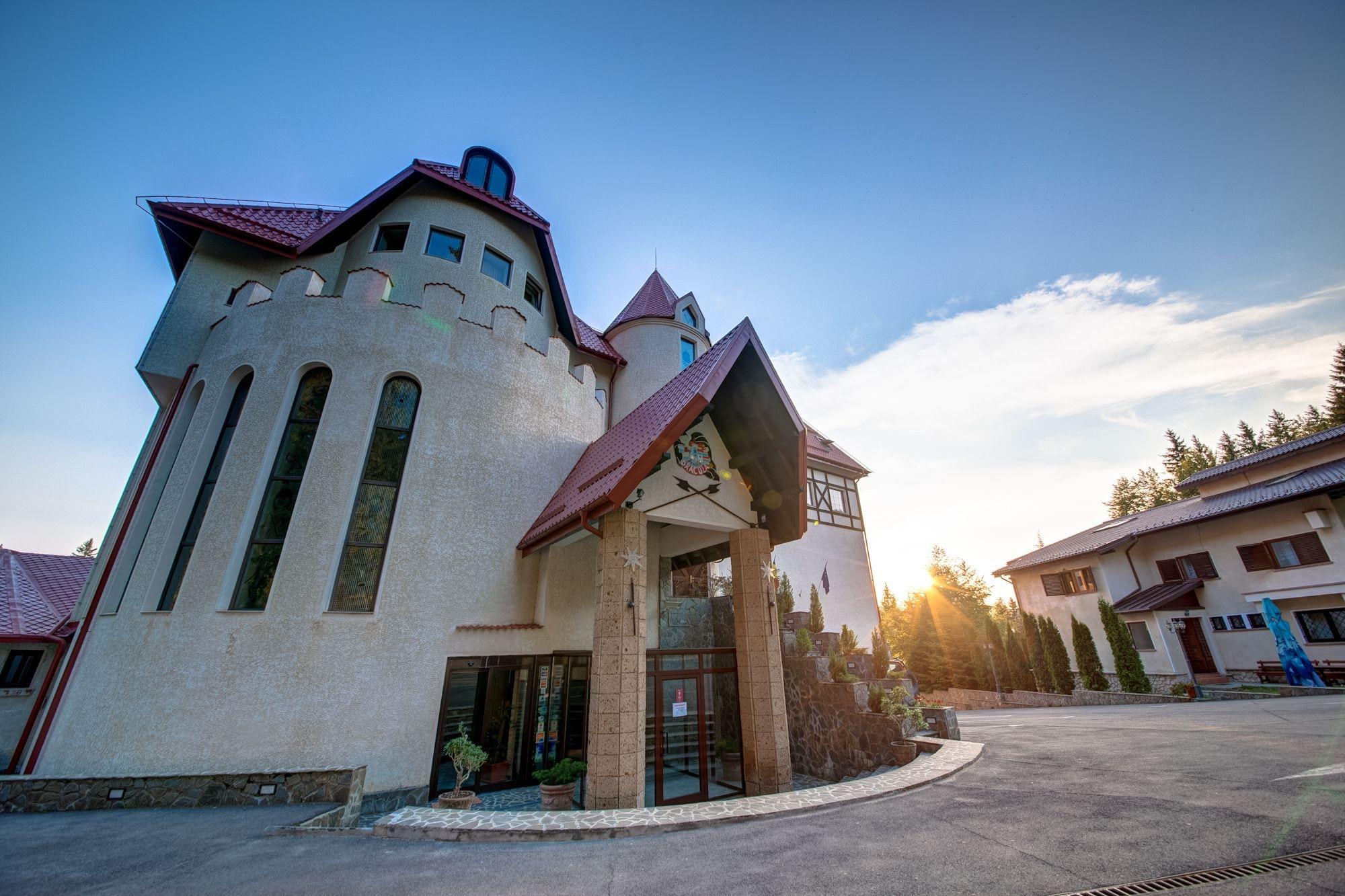 Vista Exterior House of Dracula
