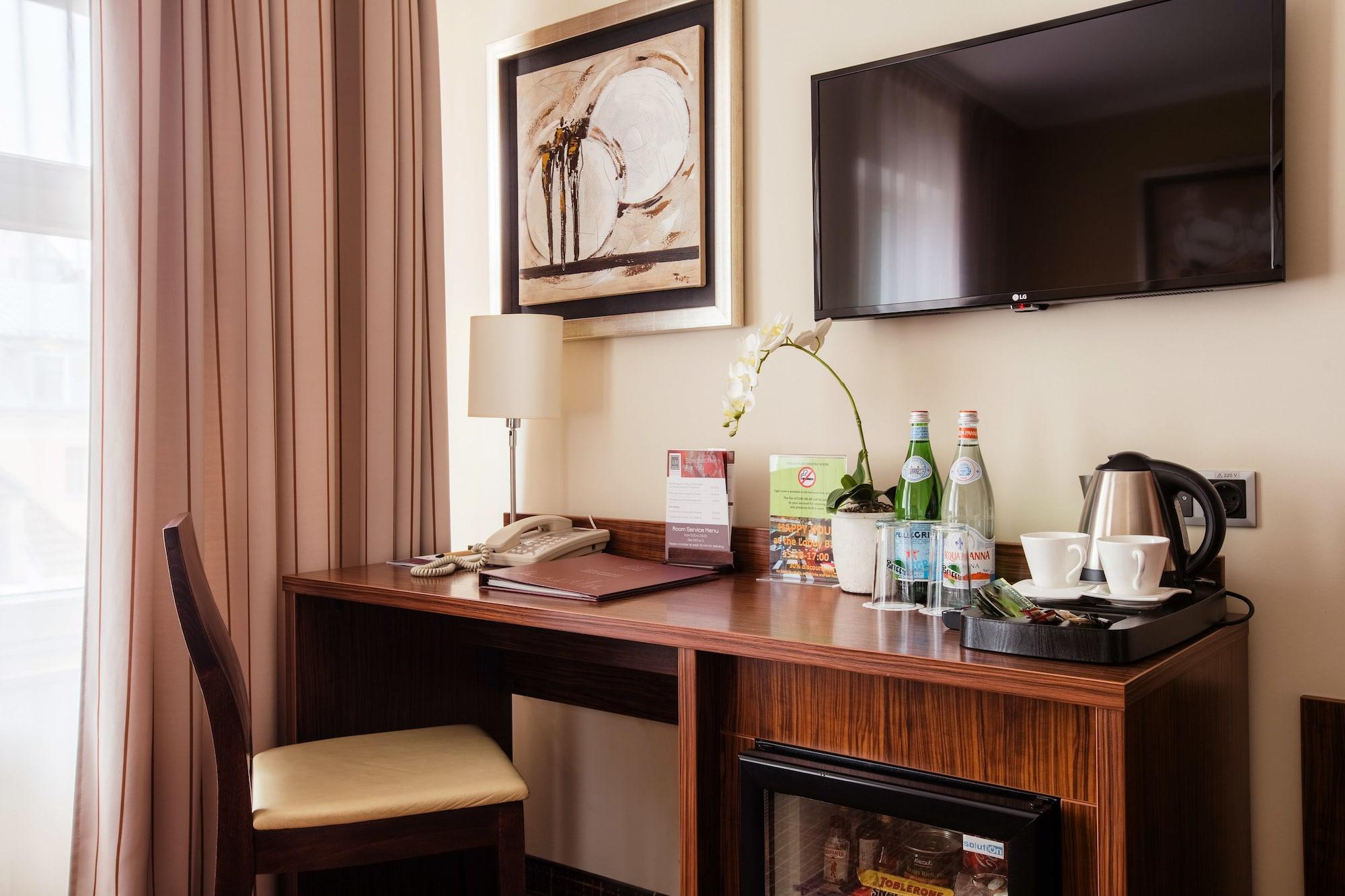 Set de Habitación Avalon Hotel & Conferences