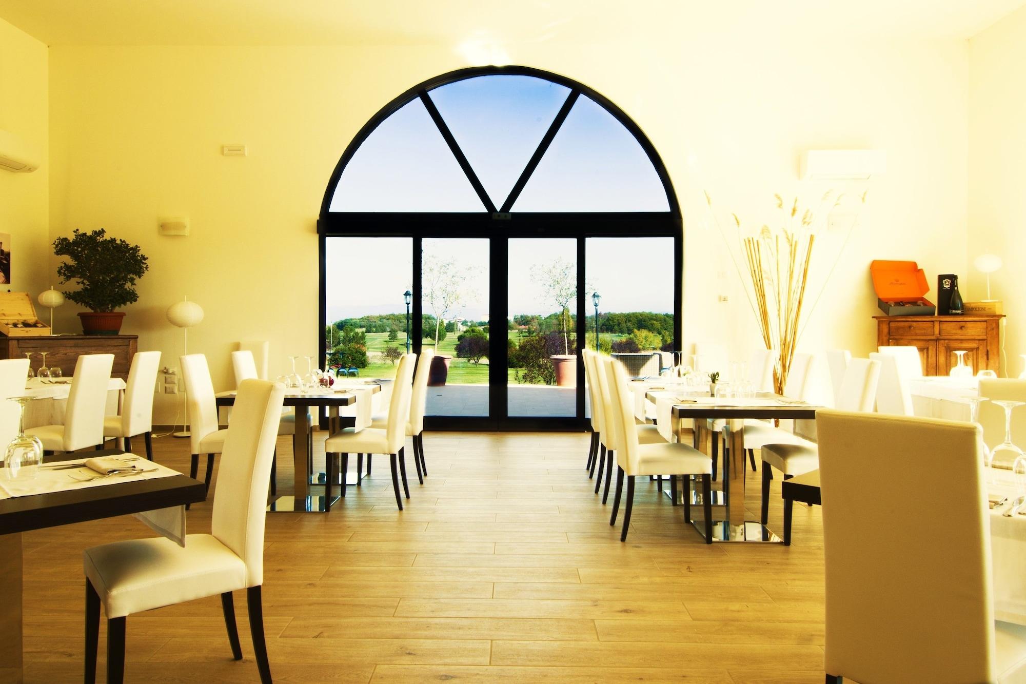 Restaurant Tenuta Lamborghini Golf & Resort