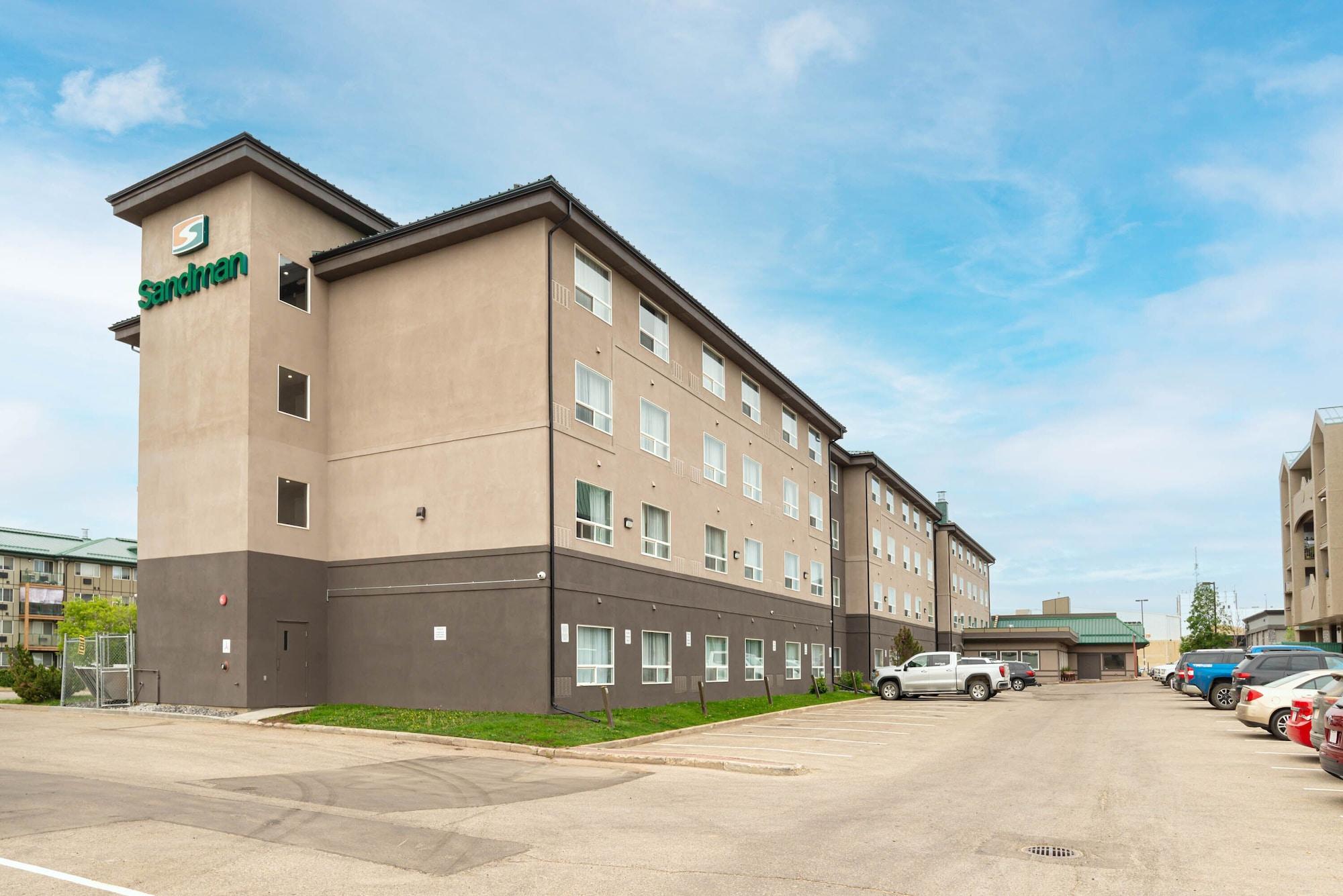 Vista Exterior Sandman Hotel Grande Prairie