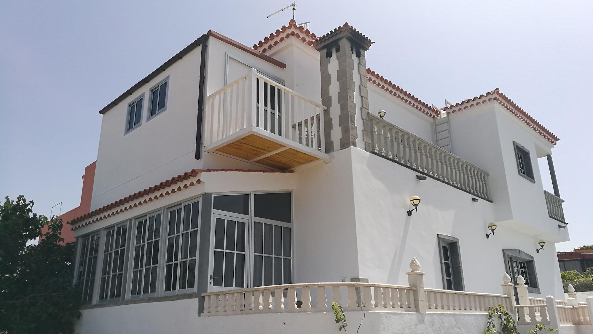 Vista Exterior Holiday Home Emblema - Adults Only