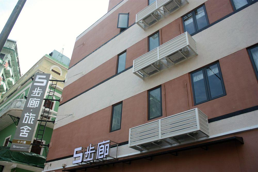 Vista Exterior 5footway.inn Project Ponte 16