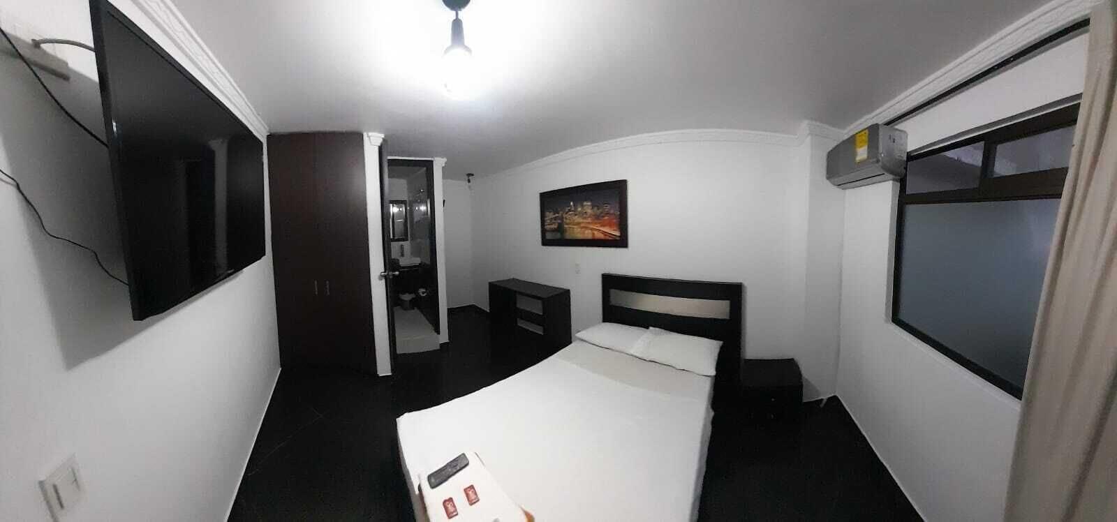 Varios Hotel Praga Medellín