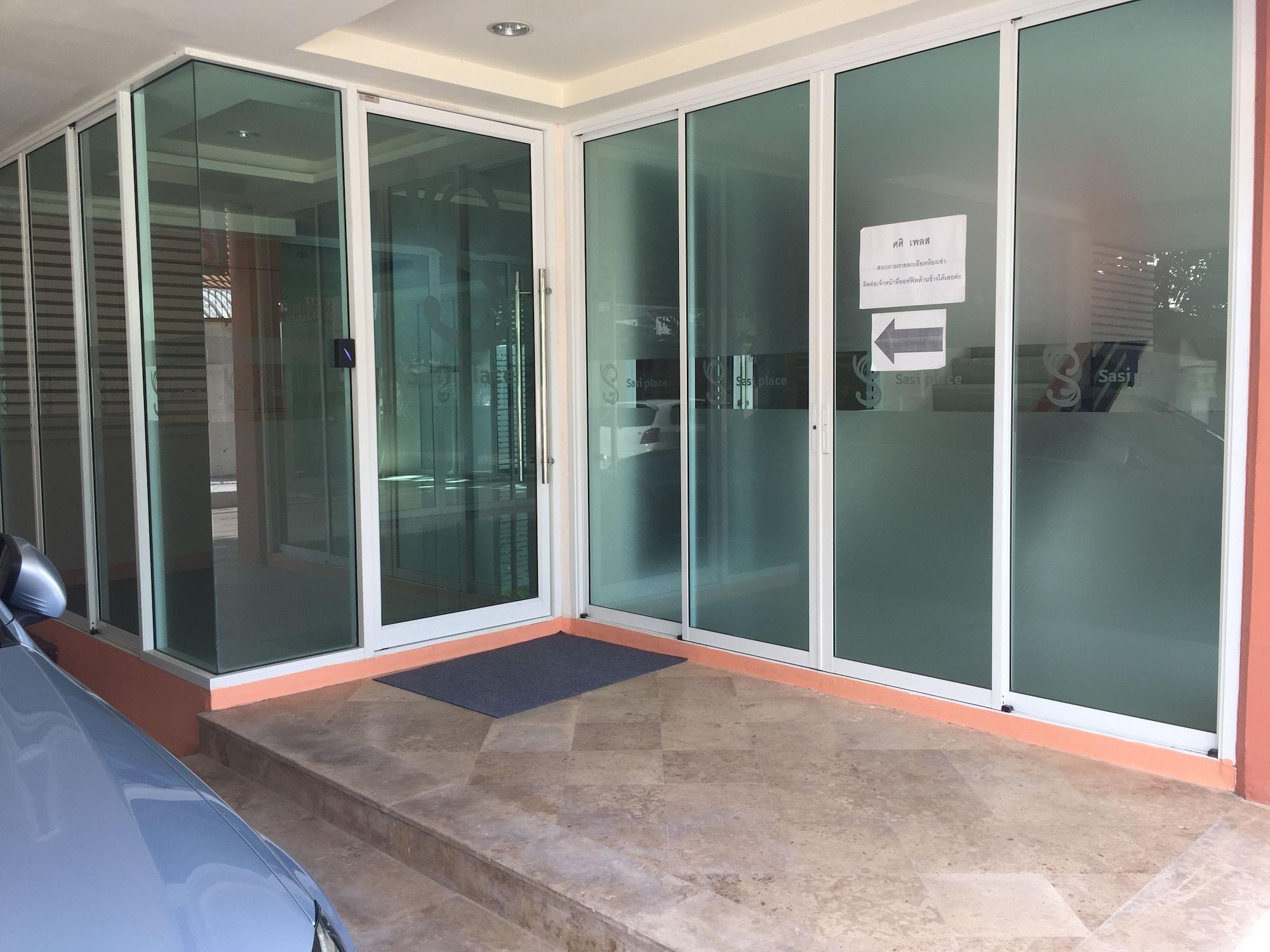 Vista Exterior Sasi Place