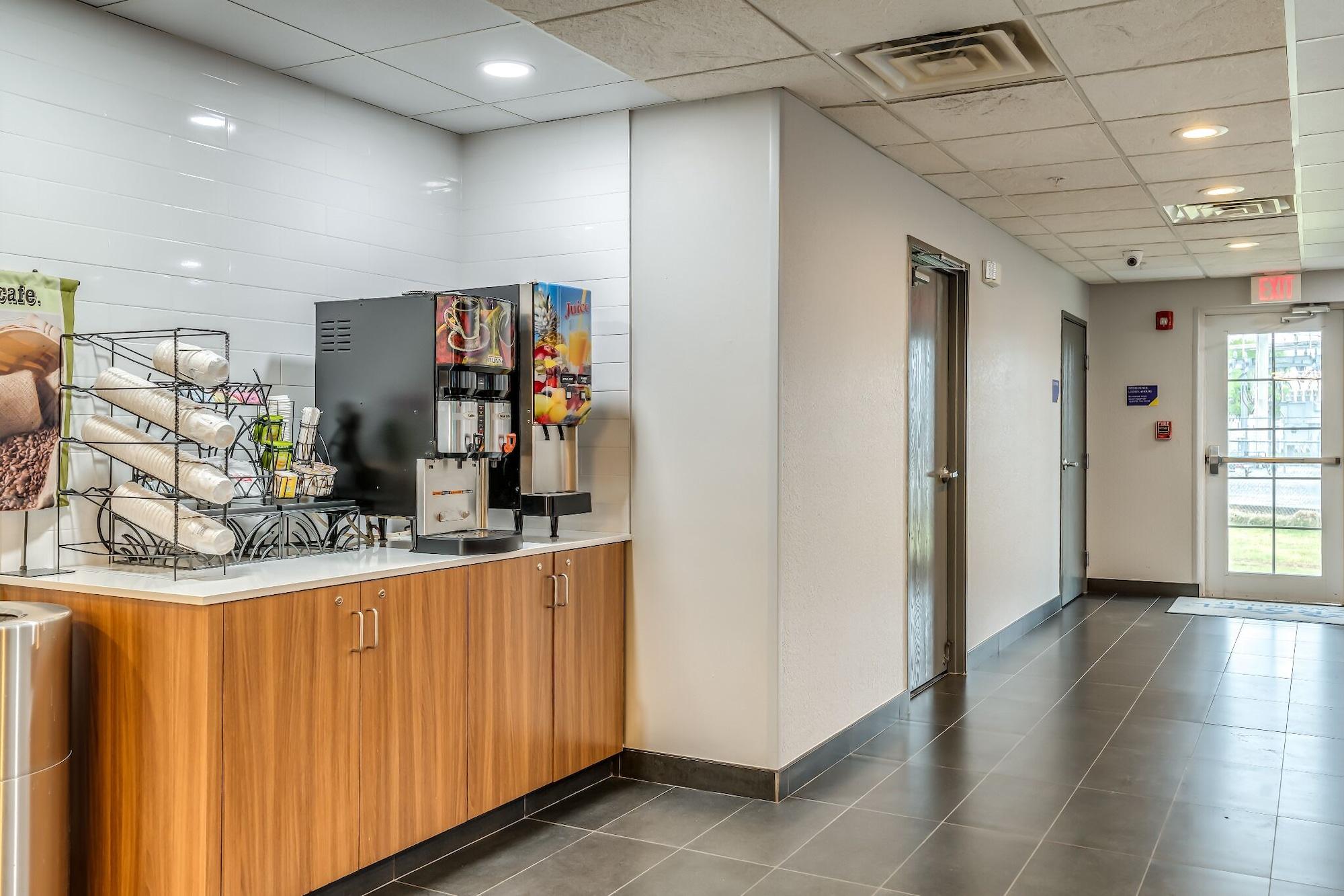 Restaurant Microtel Inn & Suites by Wyndham Montgomery