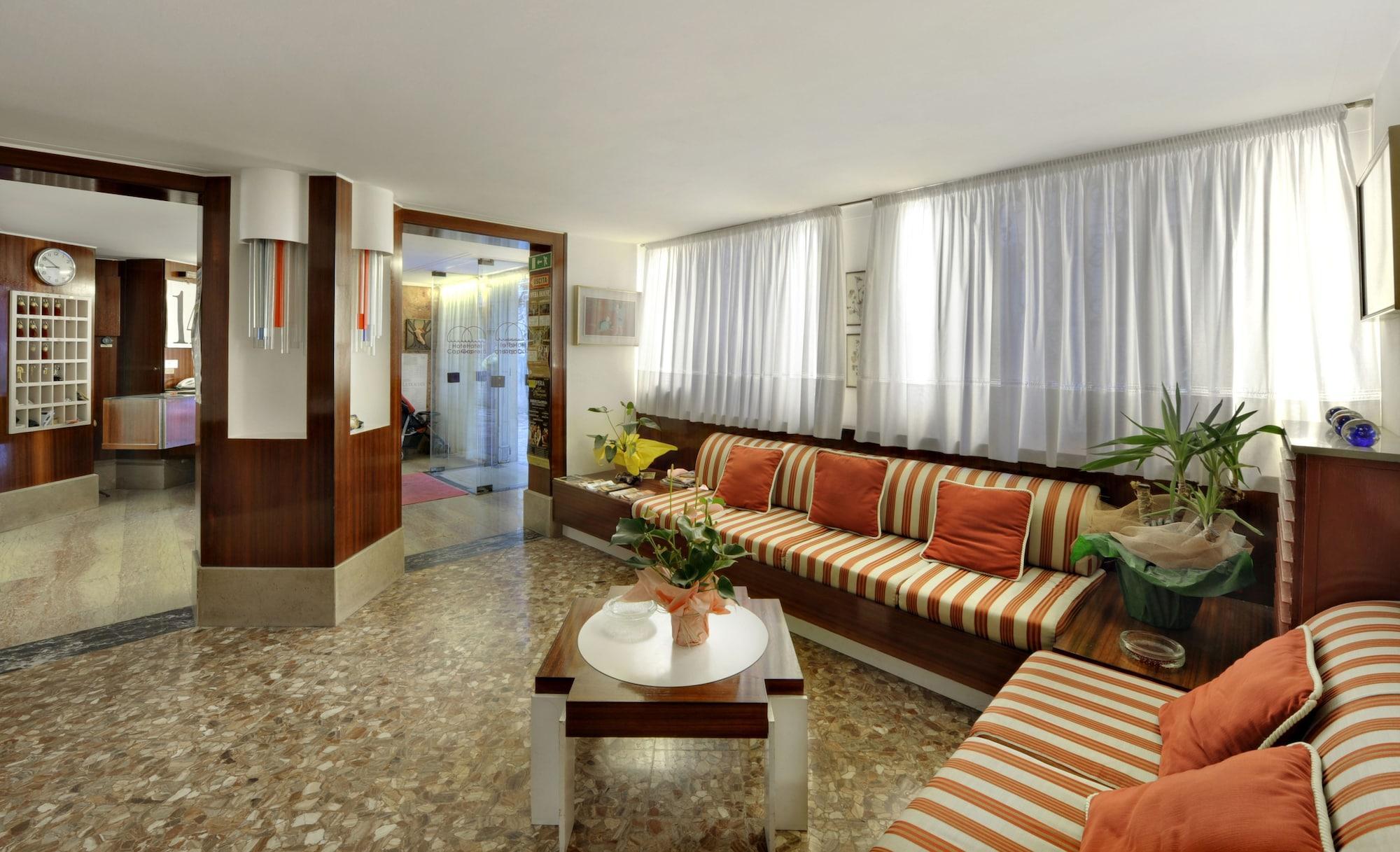 Vista Lobby Hotel Caprera