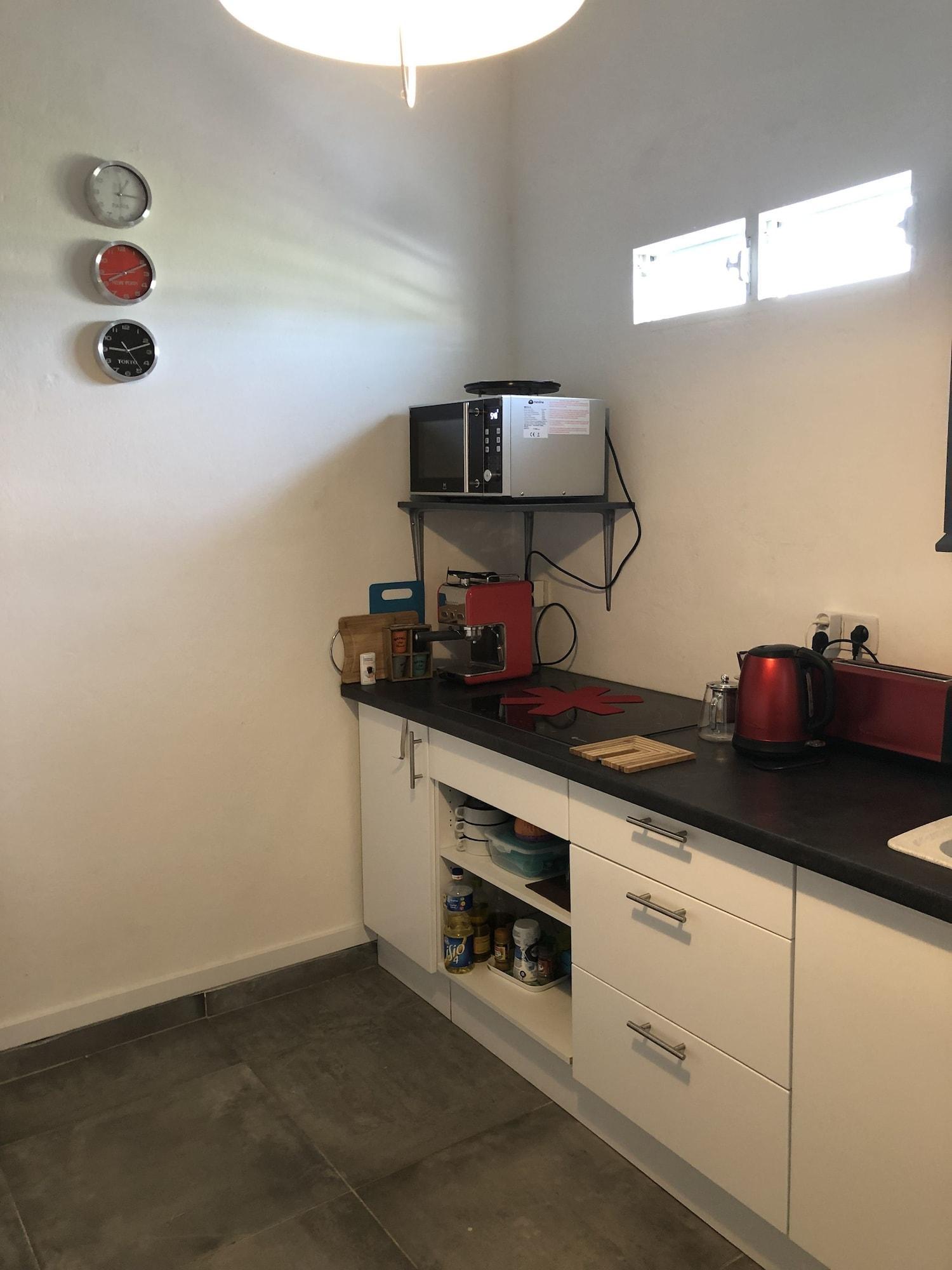 Equipamiento de Habitación Belcourtex