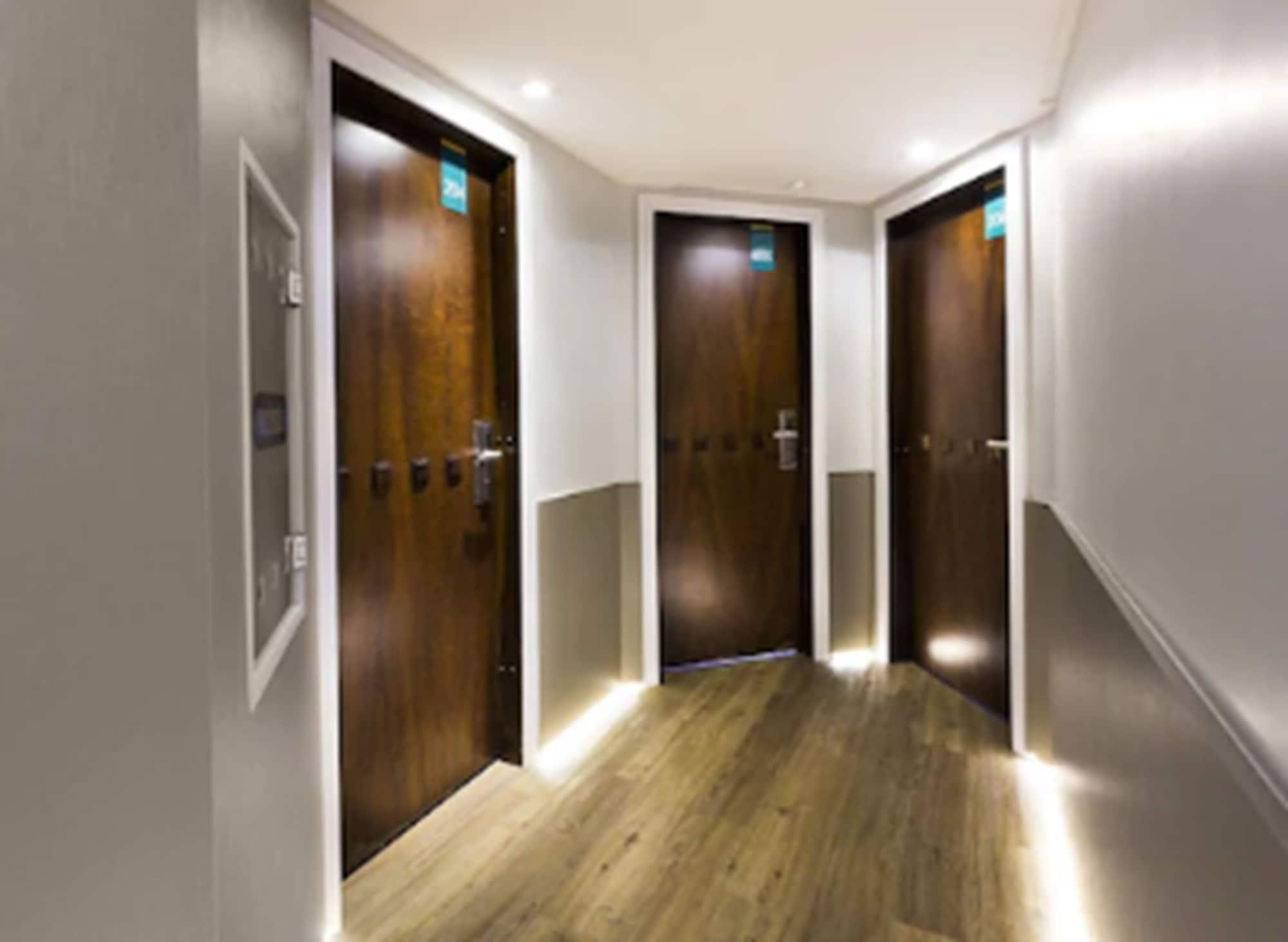 Varios Tropikalya Prime Hotel