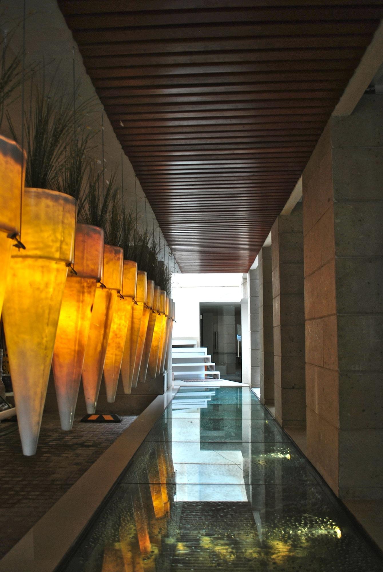 Varios Business Suites SG