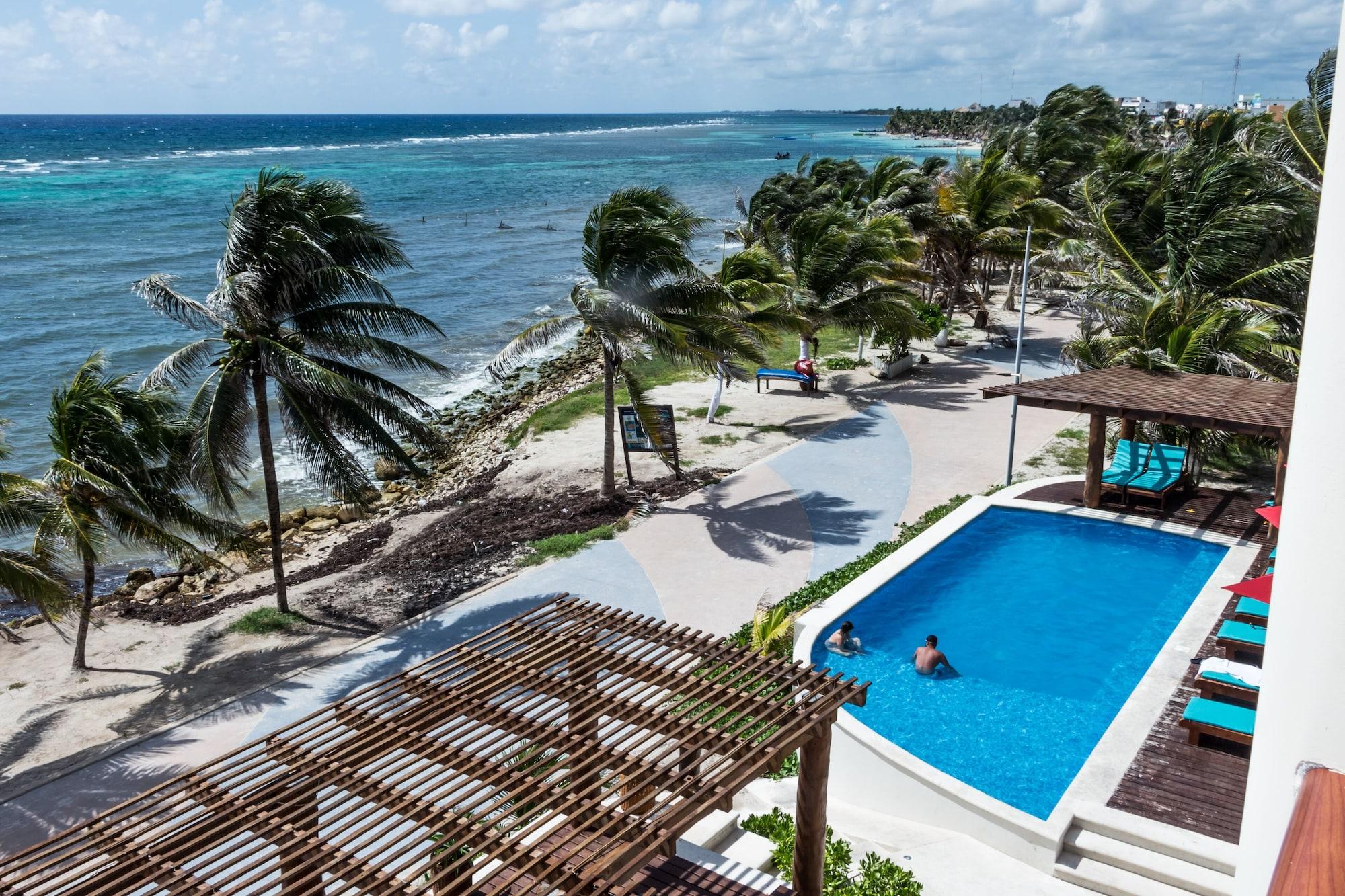 Playa Aquastar Hotel & Apartments