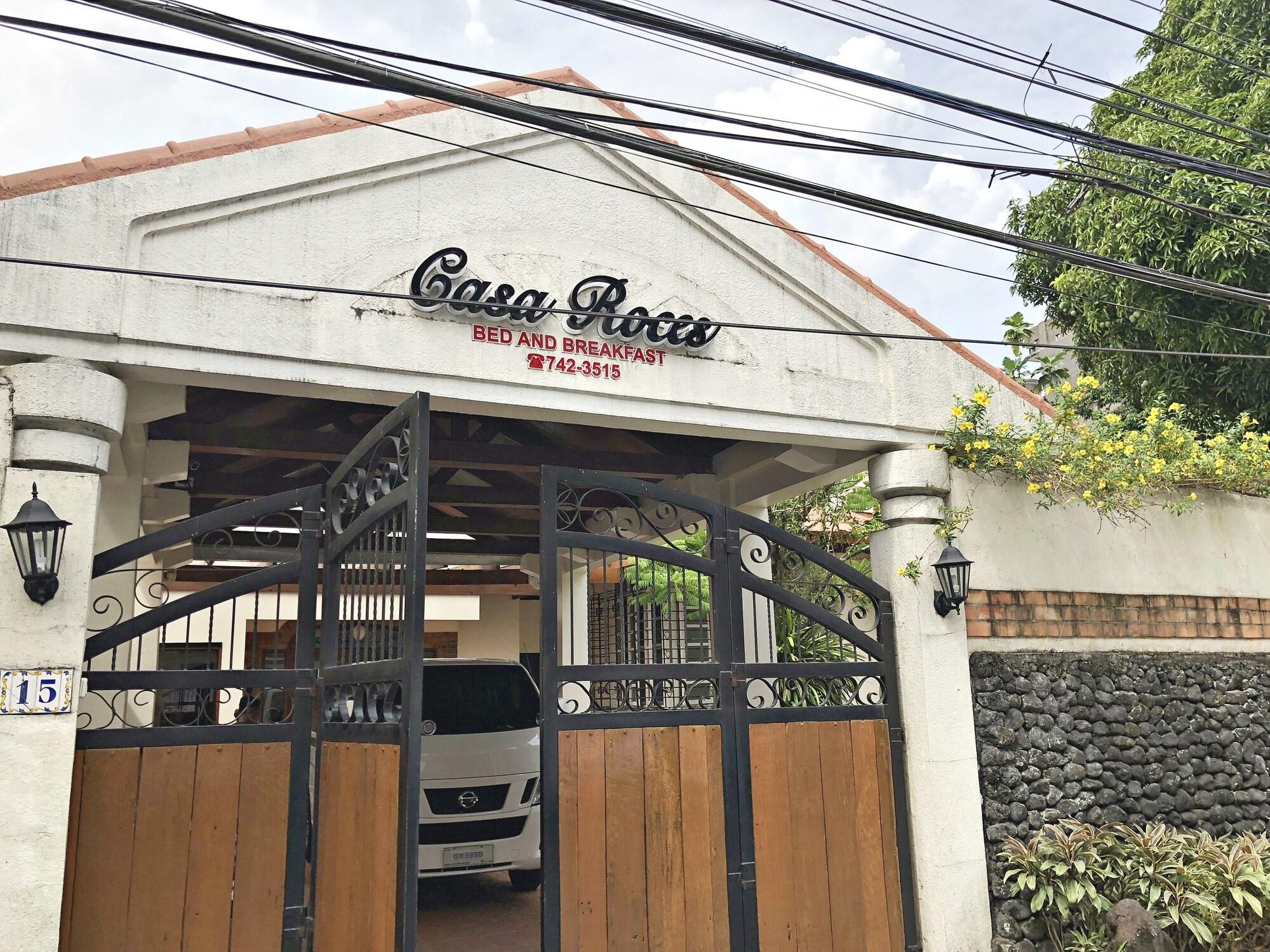 Vista Exterior Casa Roces Bed and Breakfast