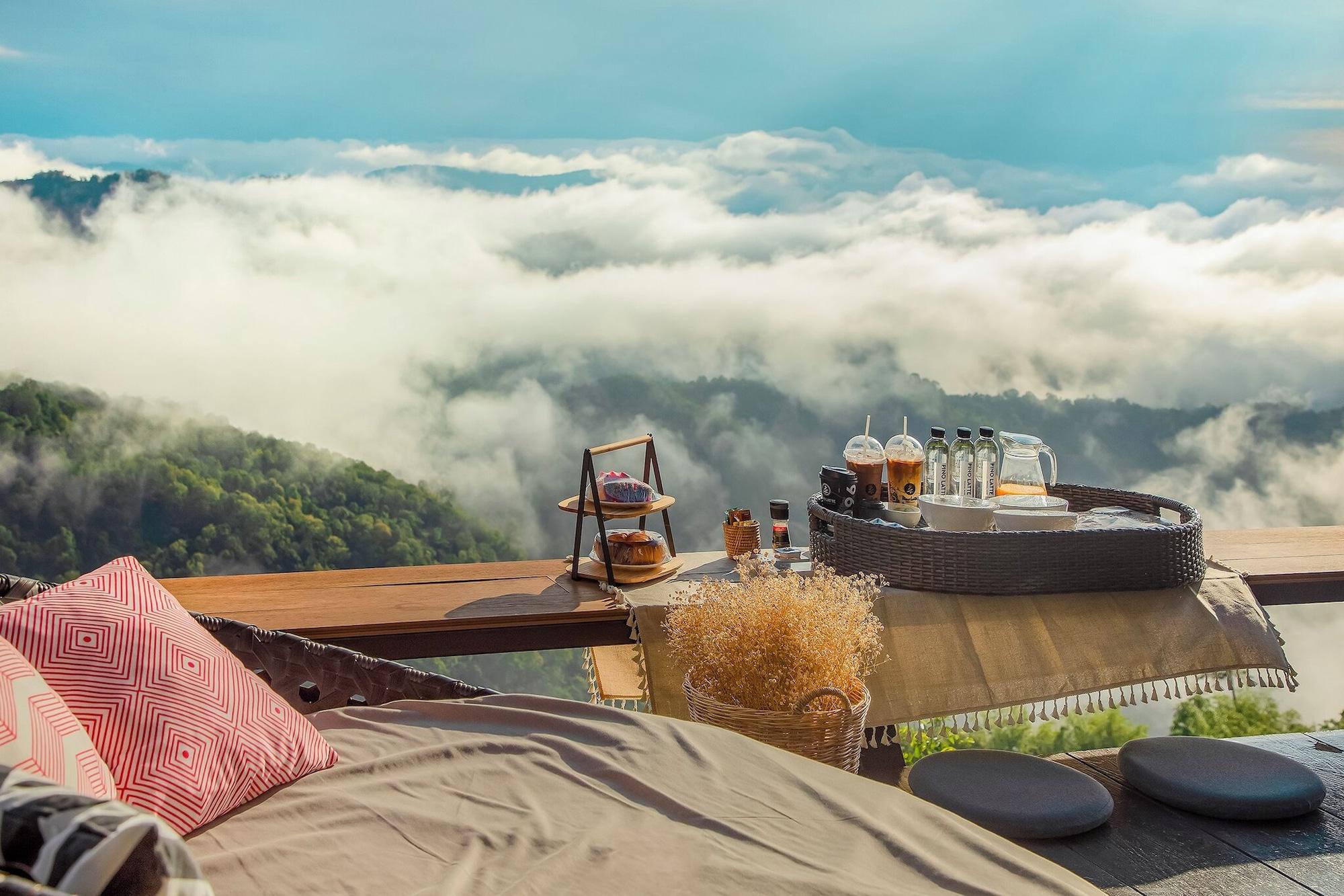 Varios Pino Latte Khao Kho