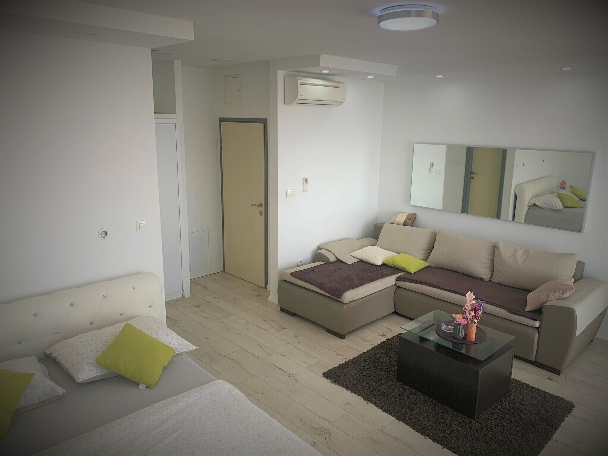 Varios Super Horizont Stobrec