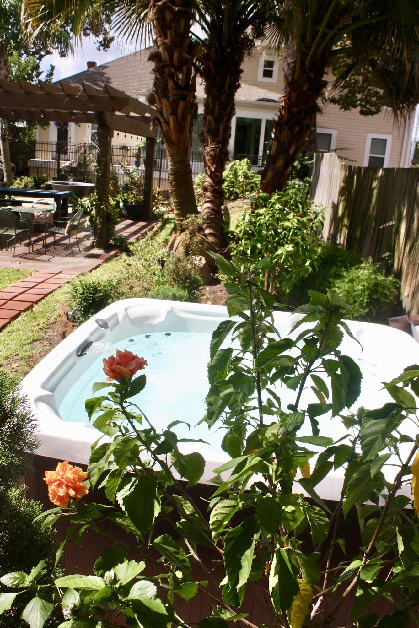 Spa Canal Street Inn