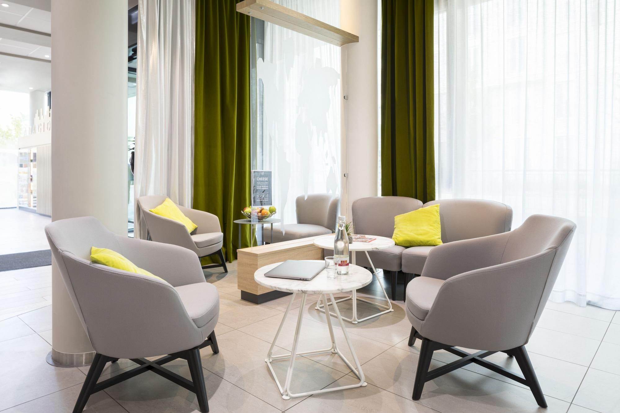 Vista Lobby Aparthotel Adagio Access Muenchen City Olympiapark