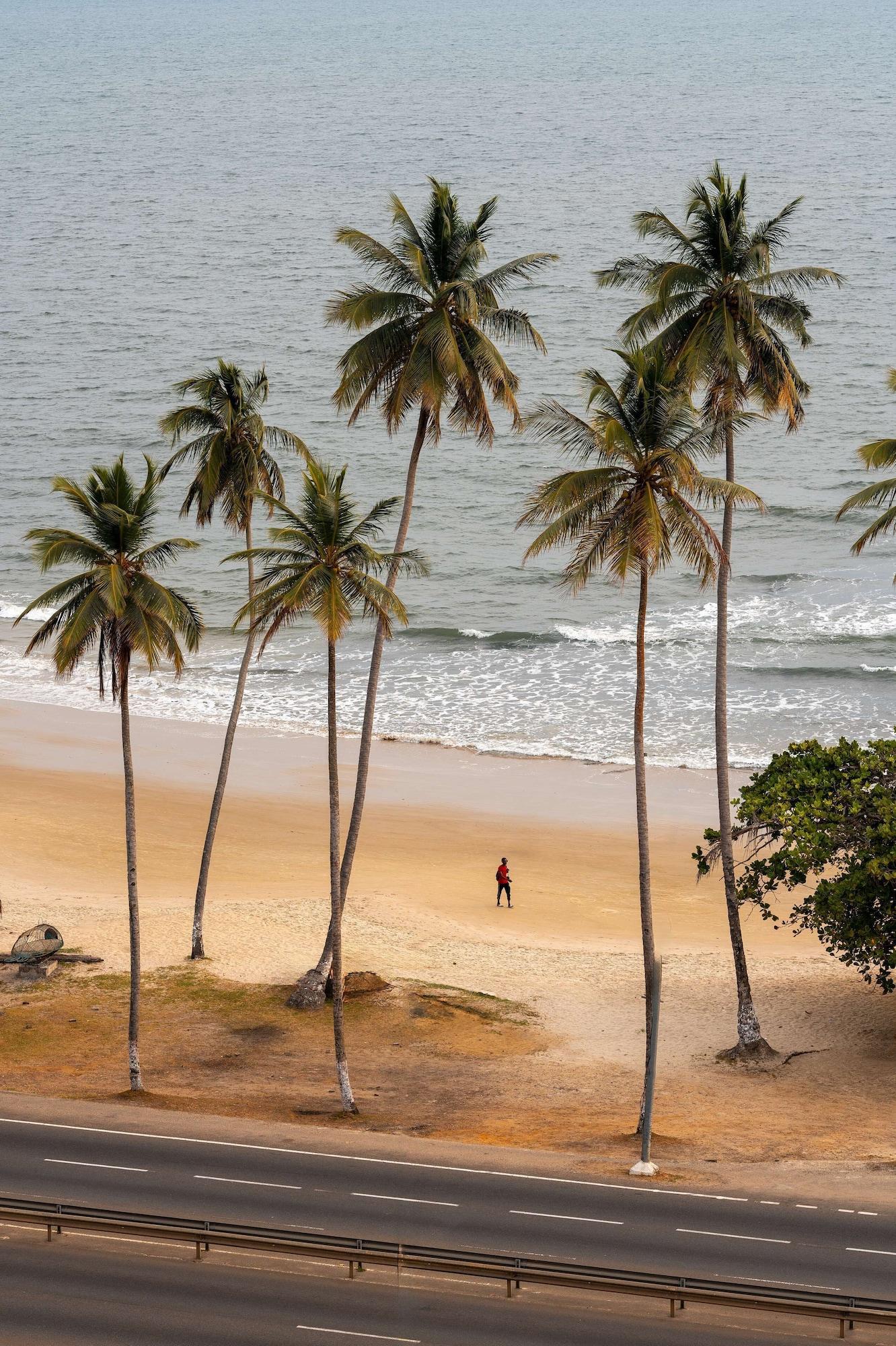 Vista Exterior Radisson Blu Okoume Palace Hotel, Libreville