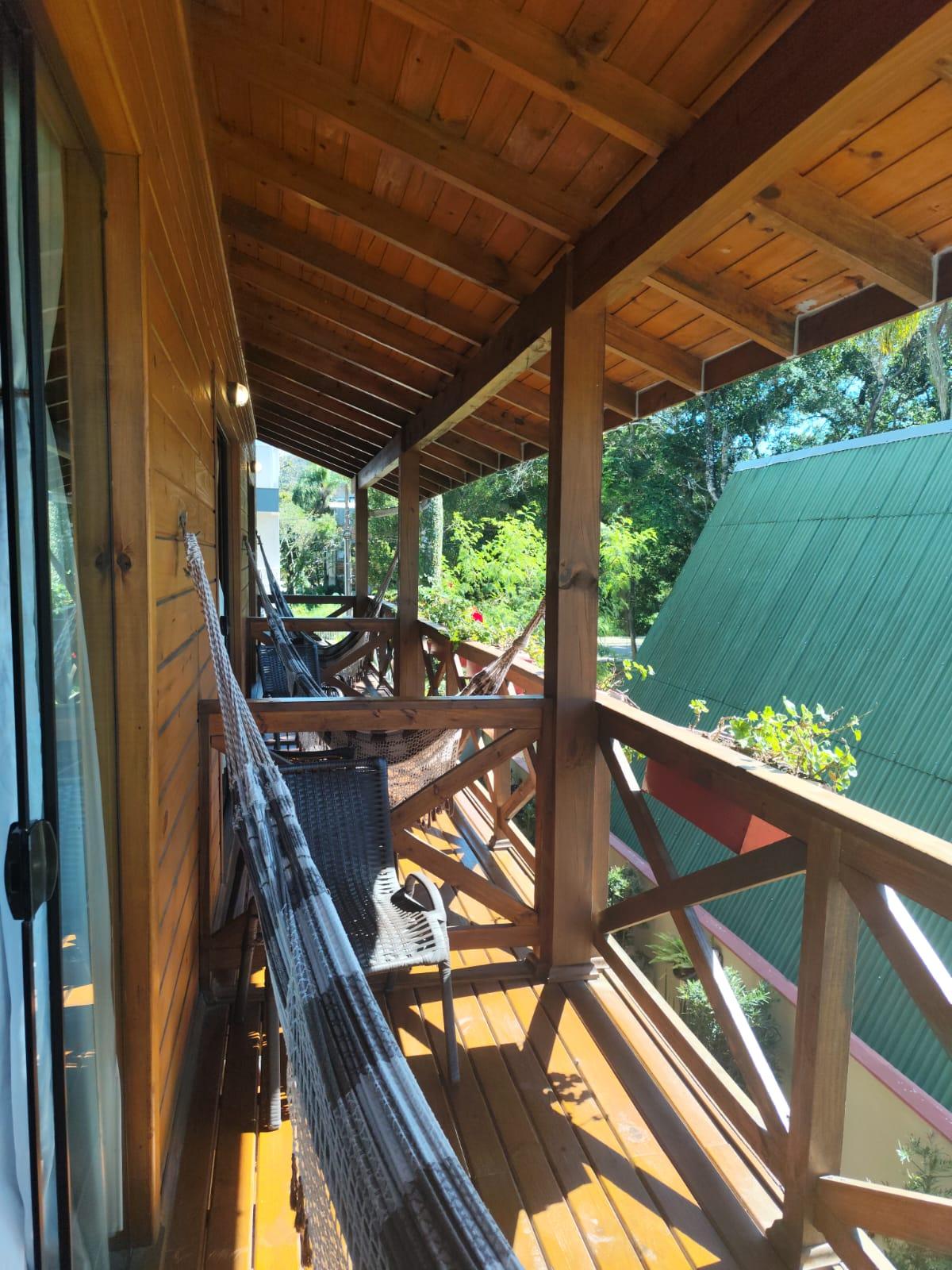 Balcón, patio o terraza Chalé Suíço Bombinhas