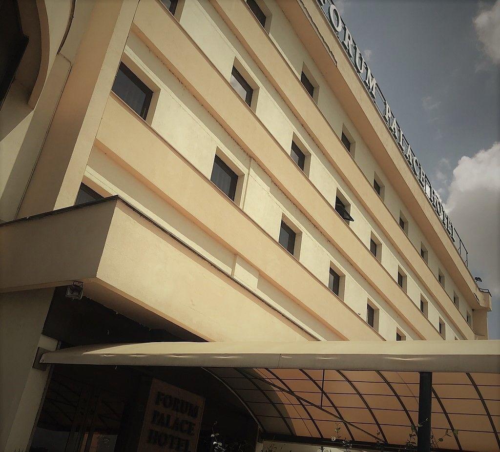 Vista Exterior Forum Palace Hotel