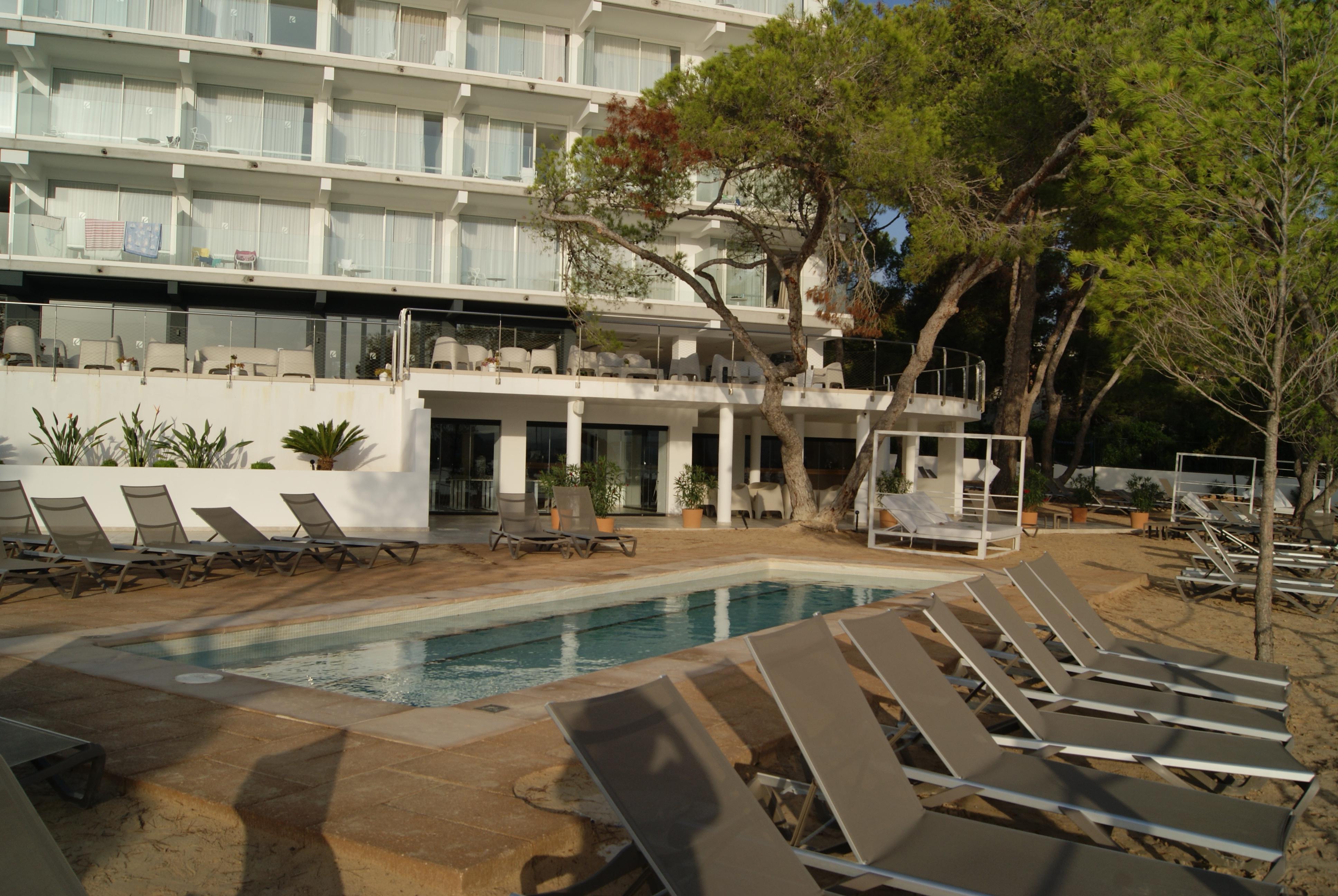 Playa Els Pins Resort and Spa