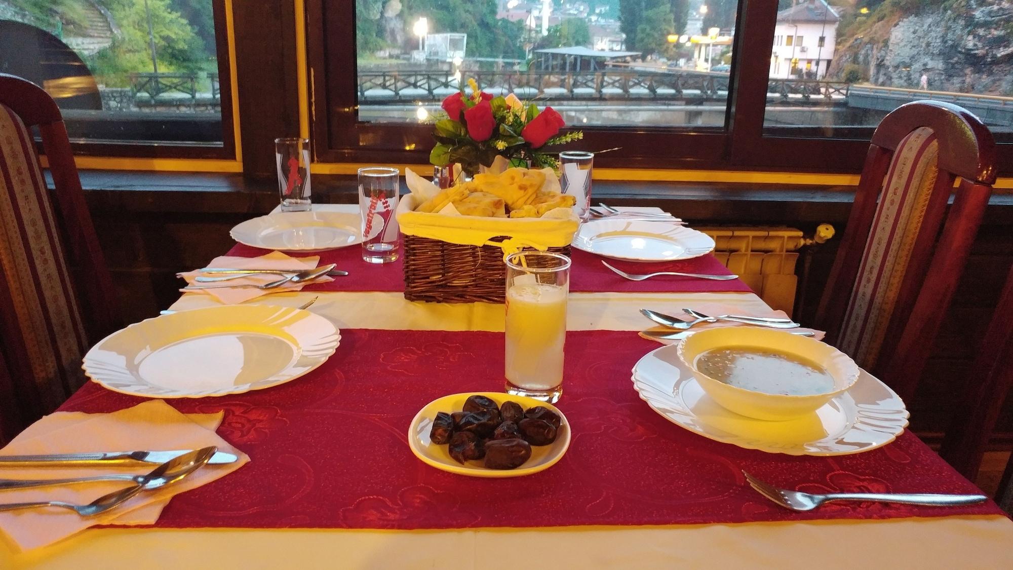 Restaurant Pansion River