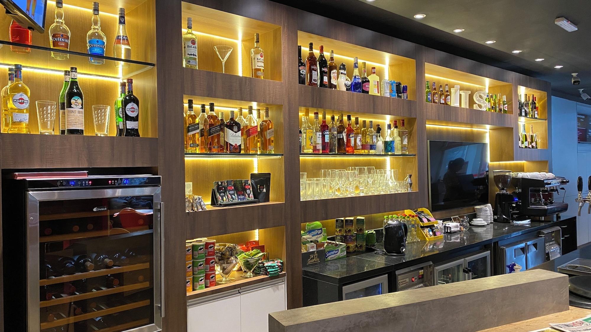 Bar/Salón Ibis Asuncion