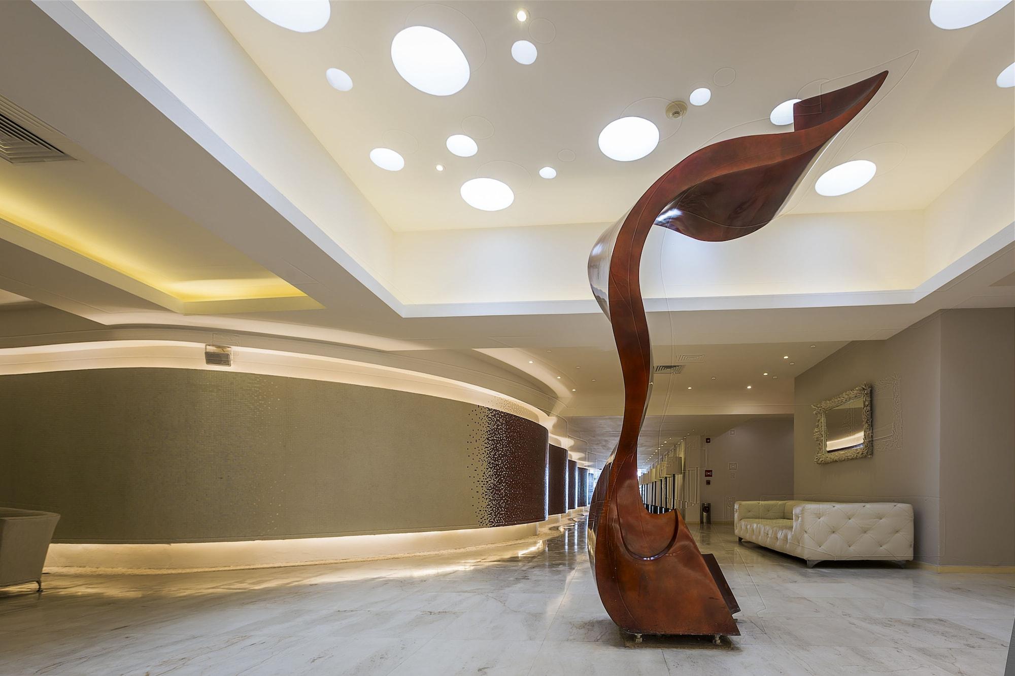 Vista Lobby In Fashion Hotel & Spa