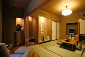 Alojamiento - Jyozankei Daiichi Hotel Suizantei