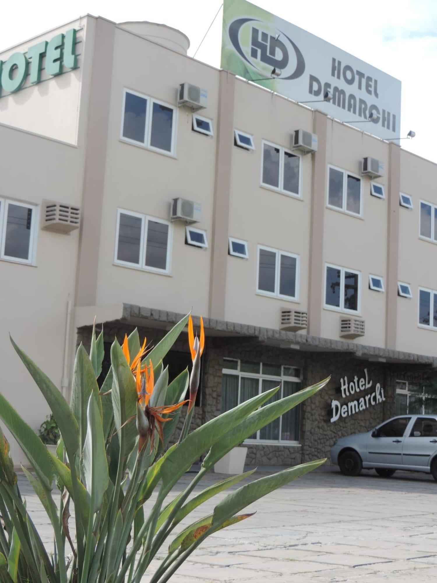 Vista Exterior Hotel Demarchi