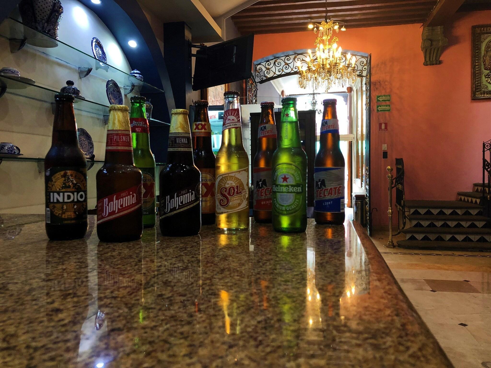 Bar/Salón Hotel Elena