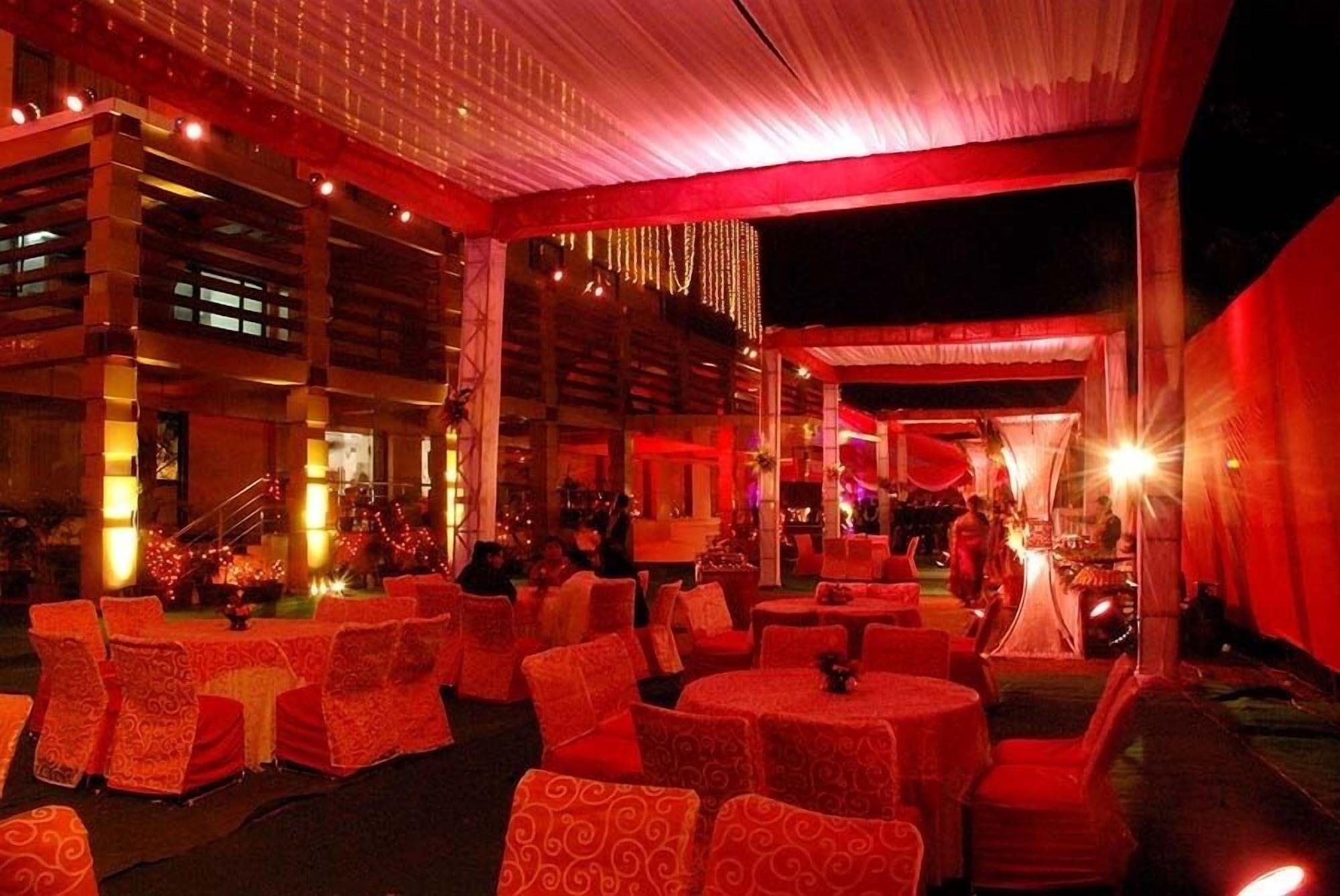 Restaurant Hotel Softel Plaza