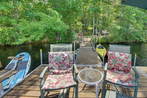 Alquiler Vacacional - Maine Cottage w/ Dock & Kayaks, Near Augusta!
