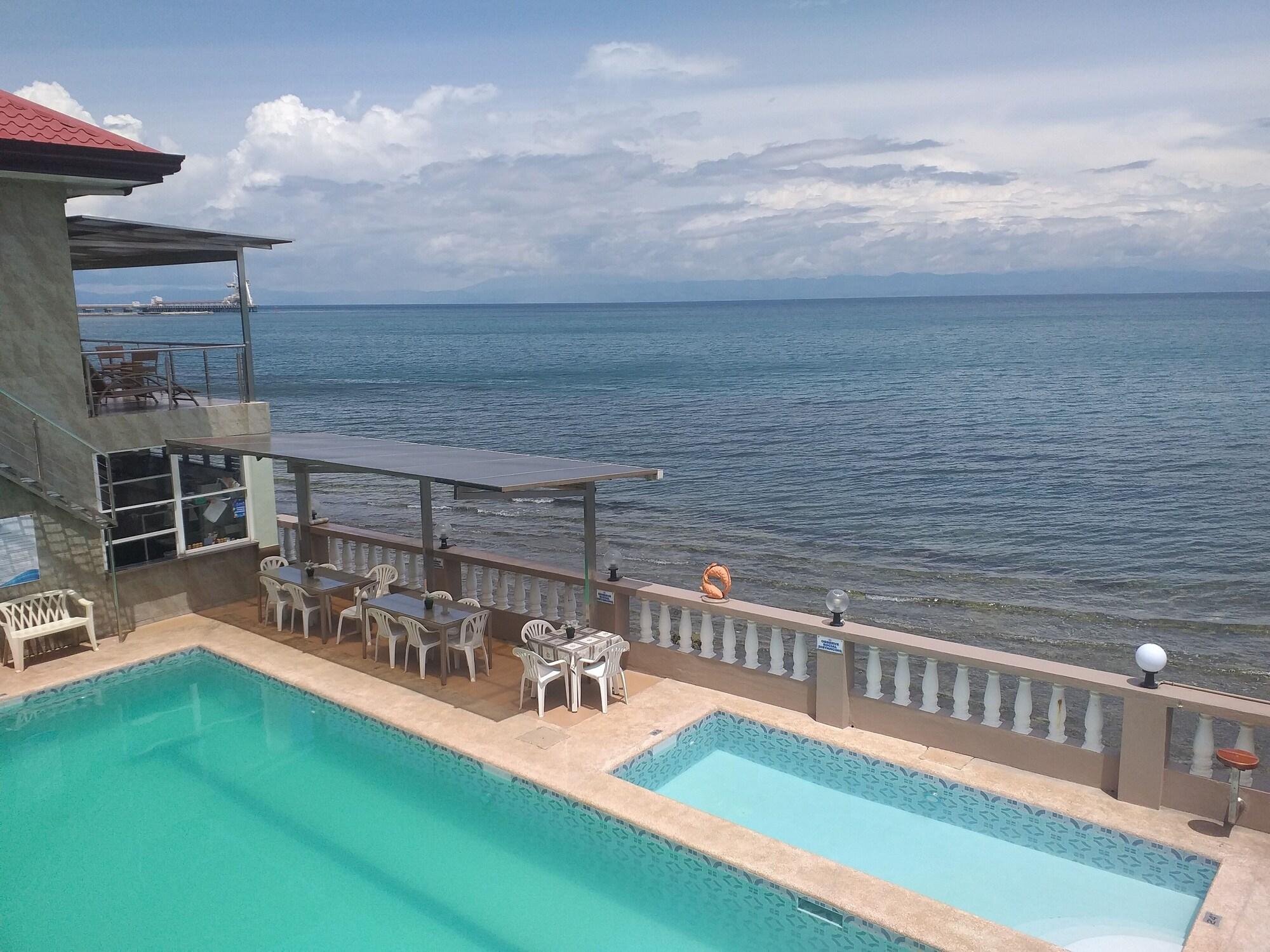 Bar/Salón Ocean Breeze Resort