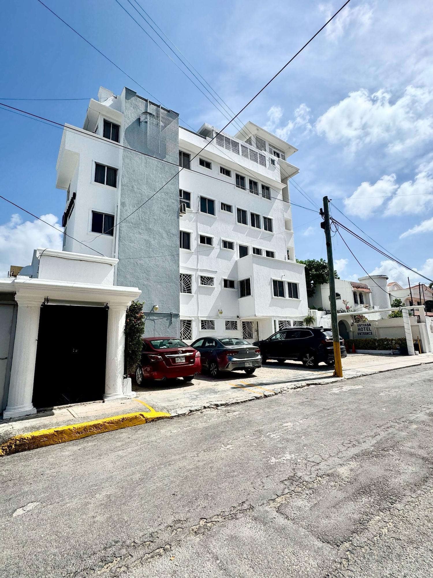 Vista Exterior HOTEL FARALLON INN