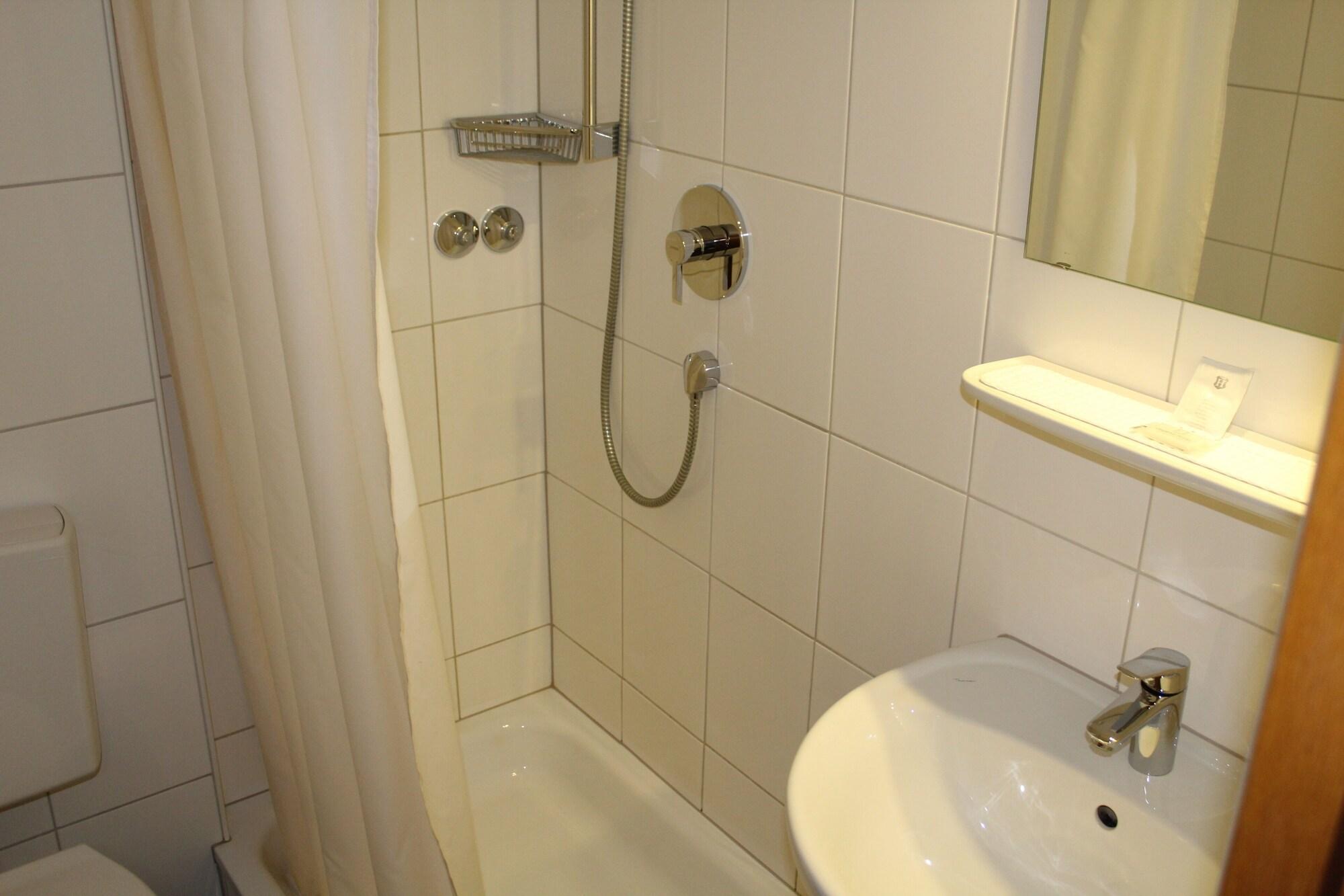 Equipamiento de Habitación AP Hotel Viernheim am Kapellenberg