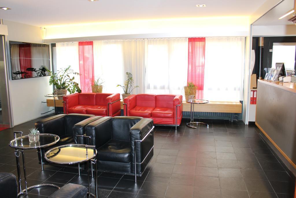 Bar/Salón Hotel Rothaus Luzern & Peruvian Culinary Art