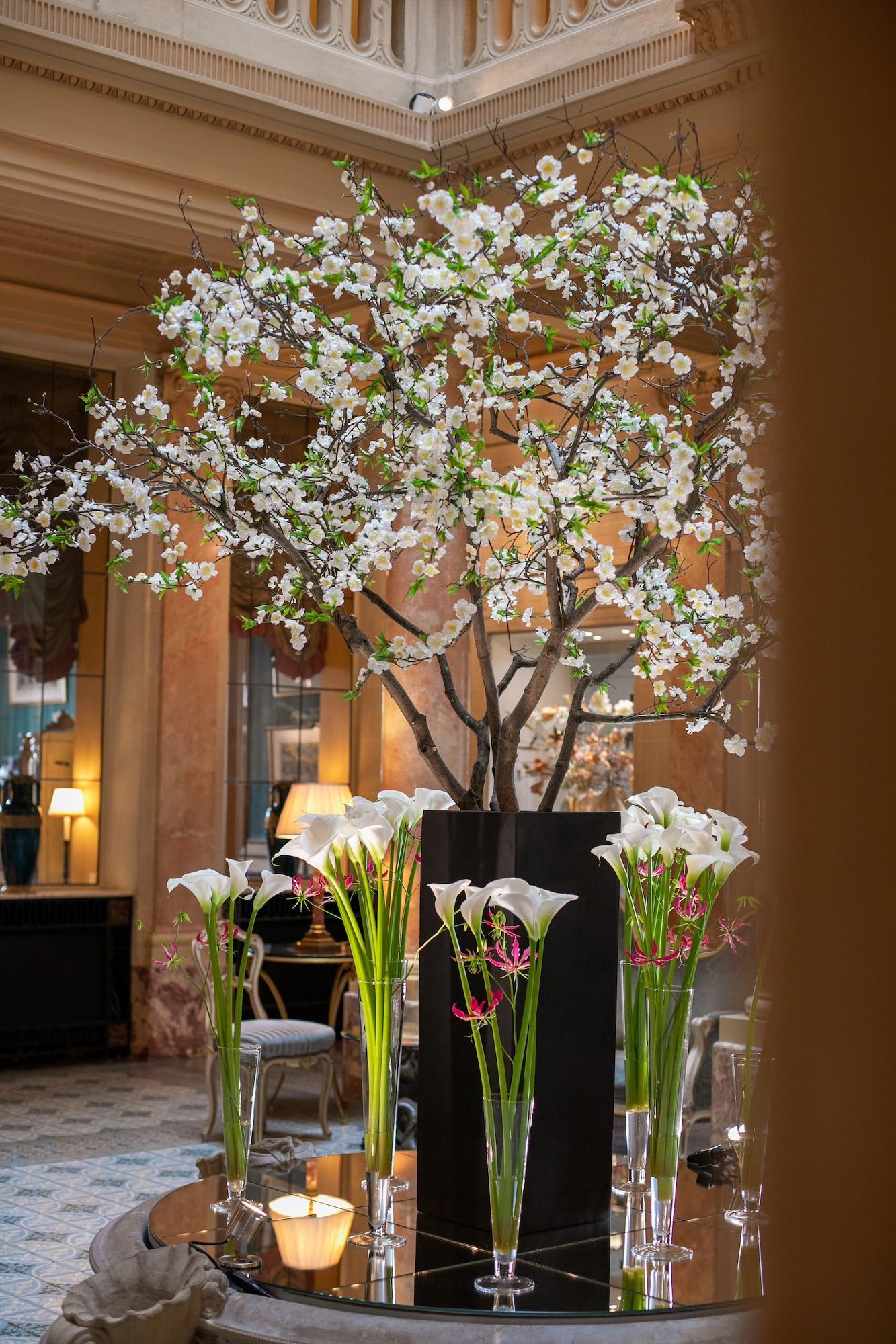 Vista Lobby Beau Rivage Geneva