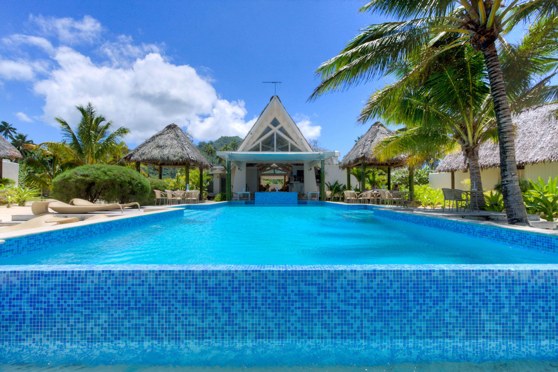 Vista Piscina Little Polynesian Resort