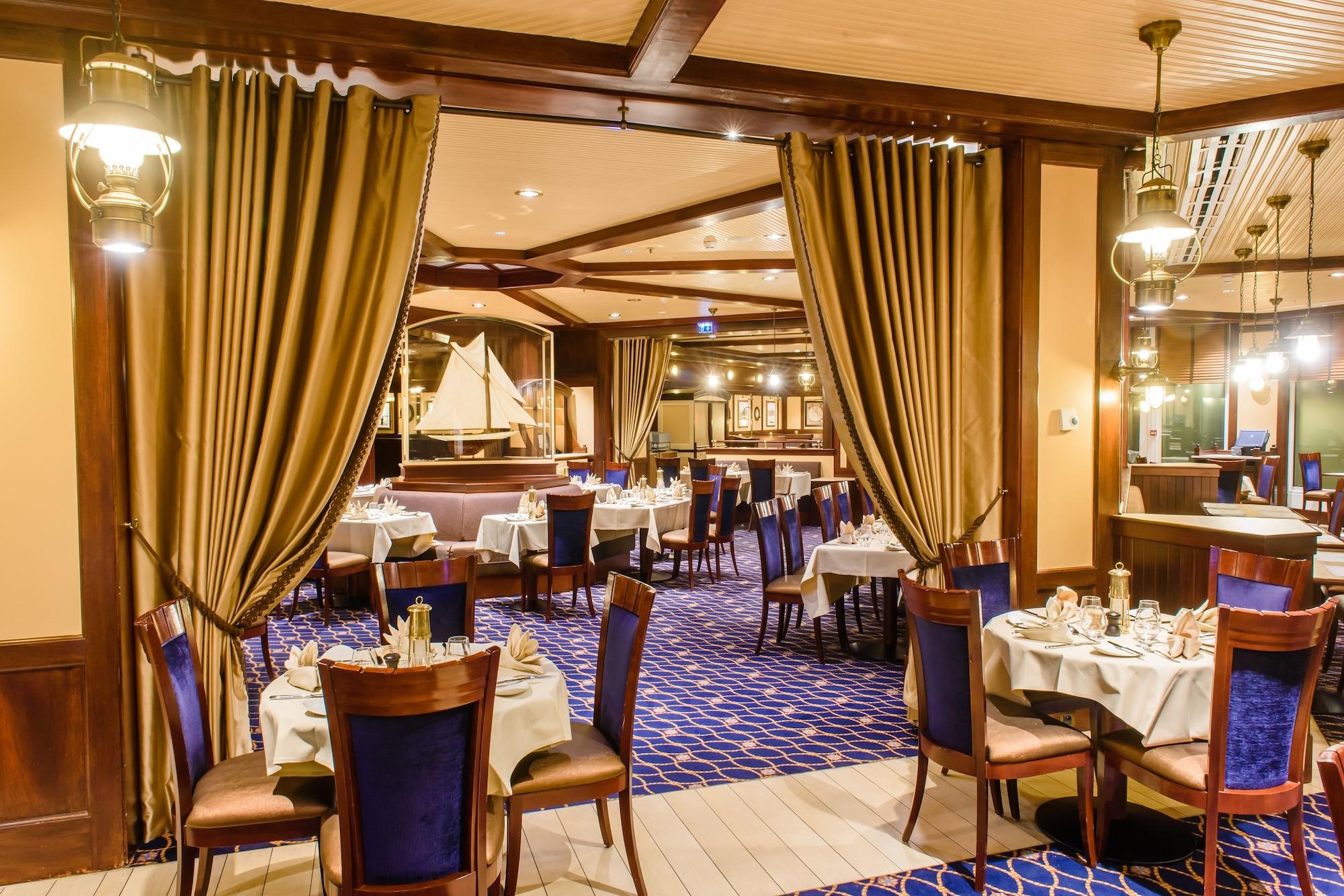 Restaurant Disney Newport Bay Club