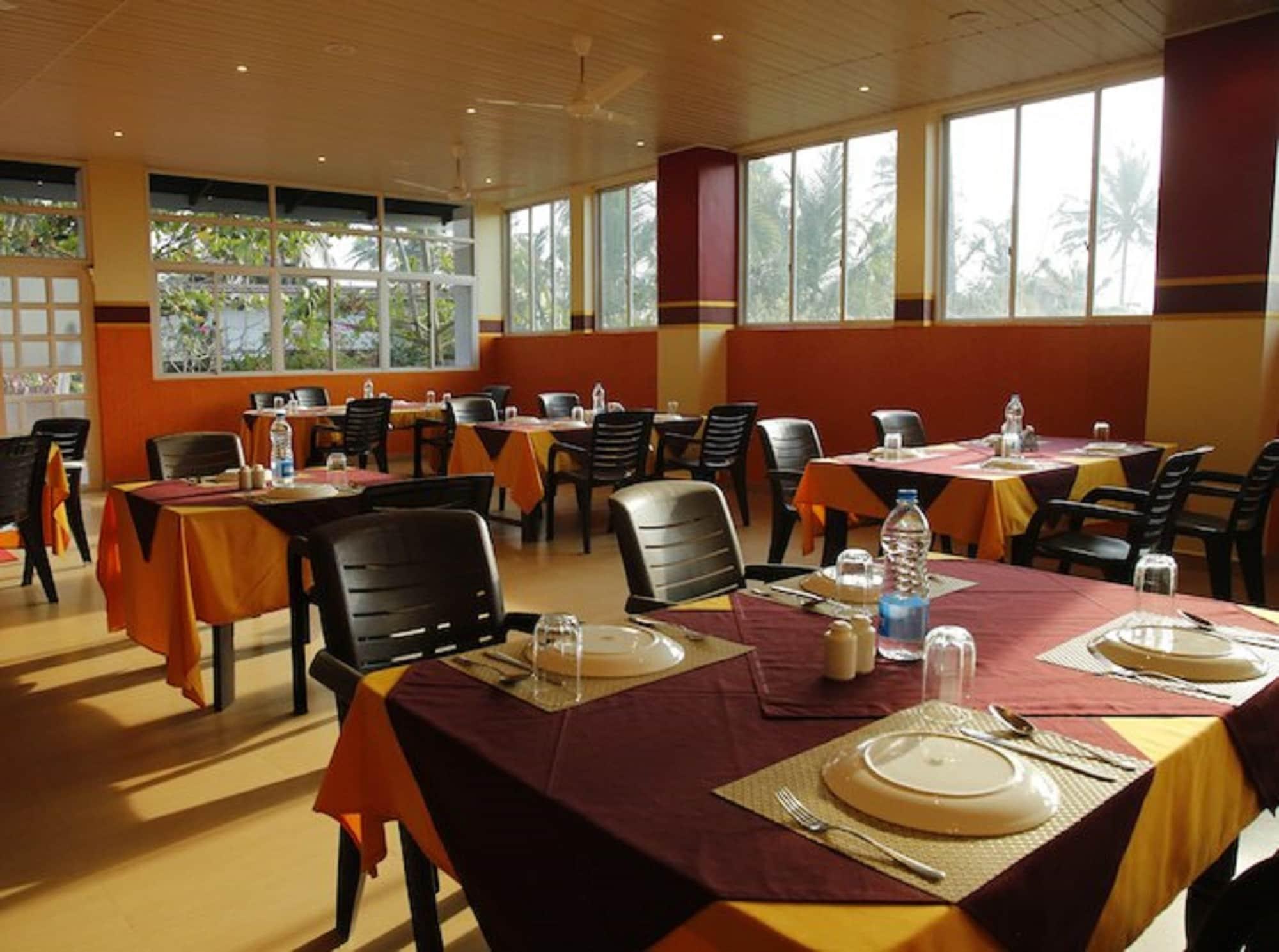 Restaurant The Malabar Beach Resort & Ayurvedic Spa