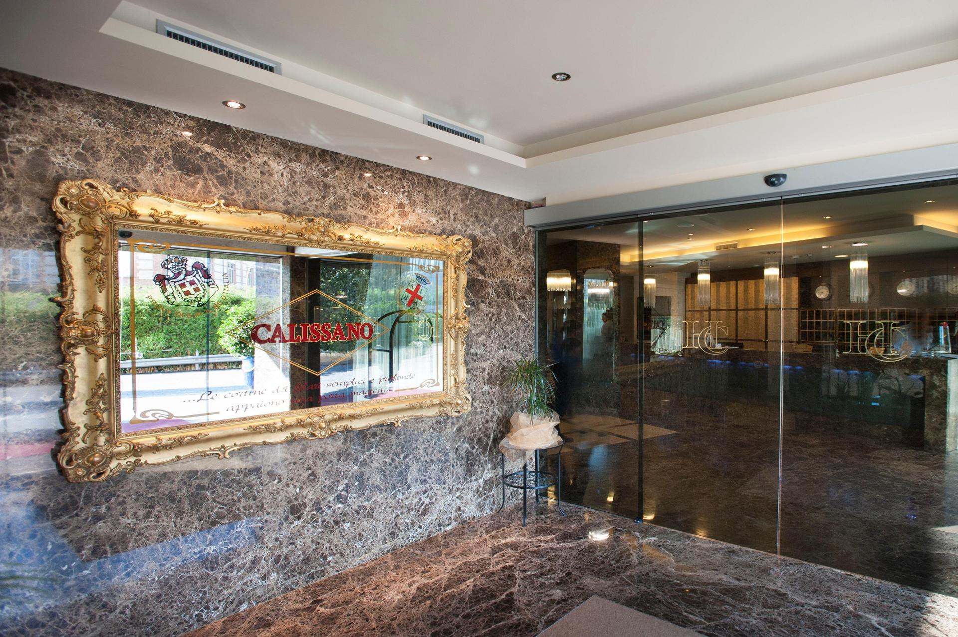 Vista Lobby Hotel Calissano