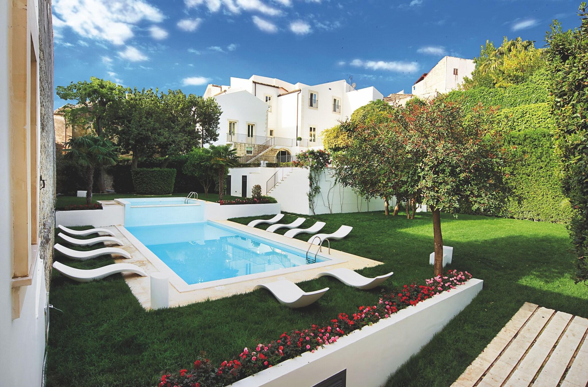 Vista Exterior Hotel Villa del Lauro