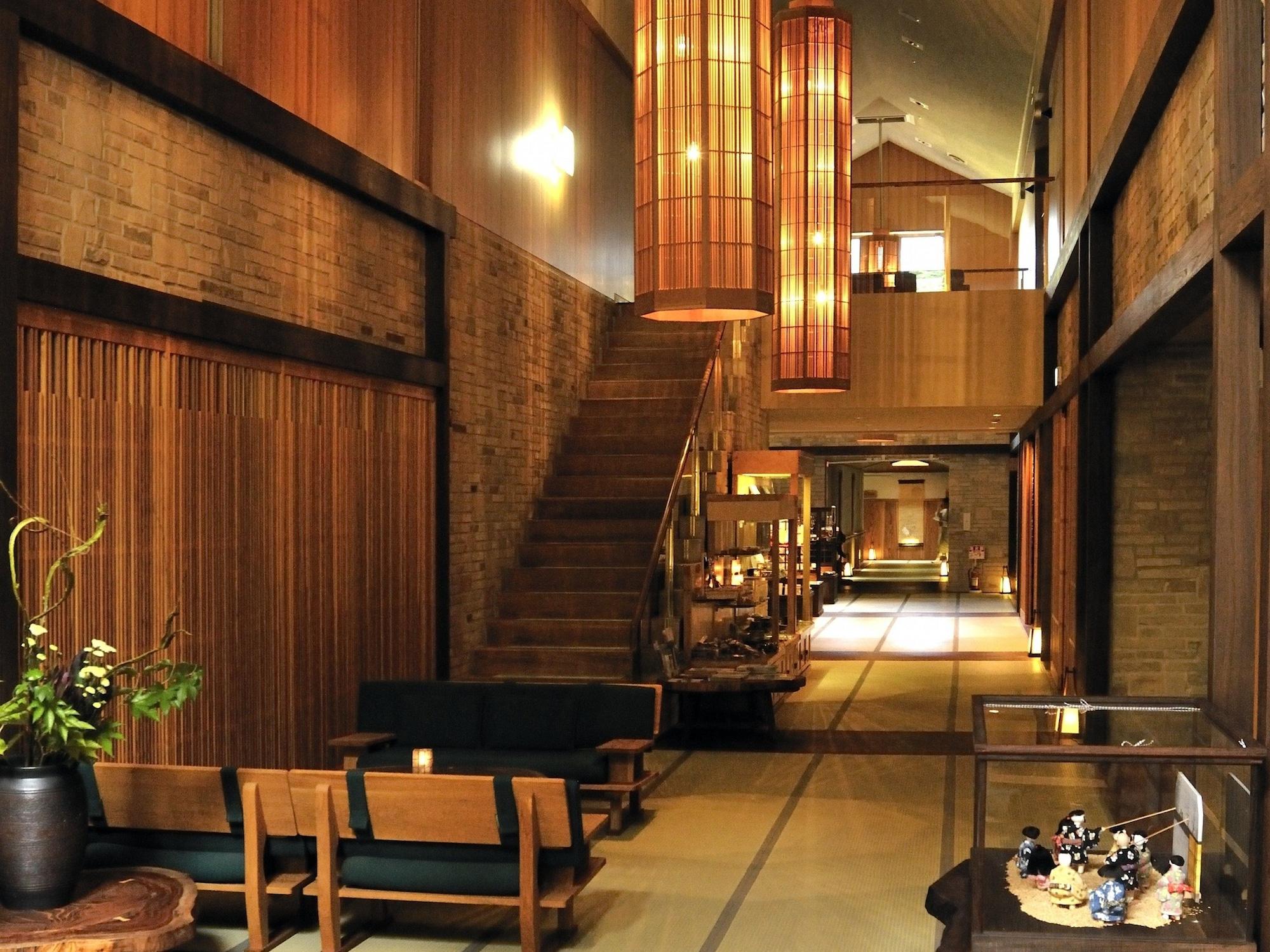 Vista Lobby Gora Hanaougi