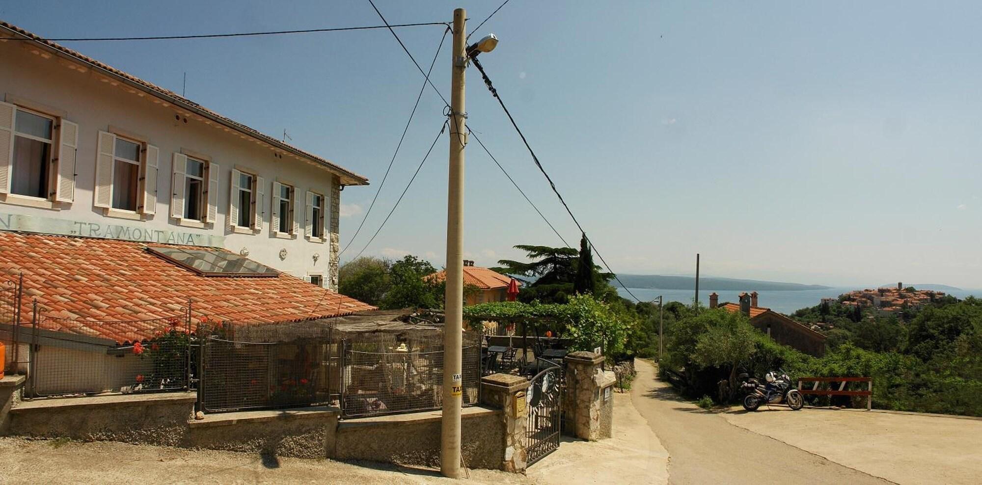 Vista Exterior Pansion Tramontana