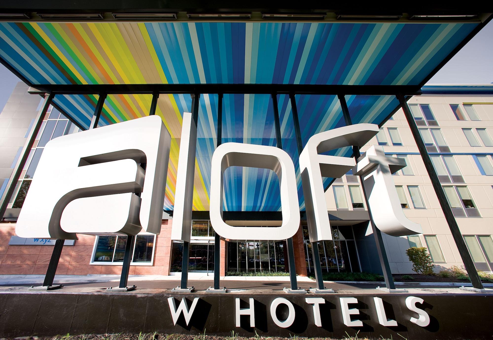 Vista Exterior Aloft Houston Downtown