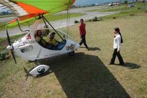 Actividad - Pokhara Valley from Ultra-Light Aircraft